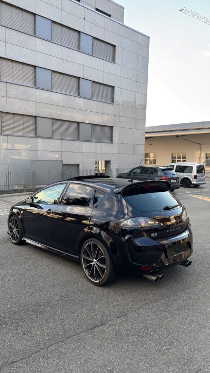 SEAT LEON 2.0 TFSI Cupra, Benzin, Occasion / Gebraucht, Handschaltung - 4