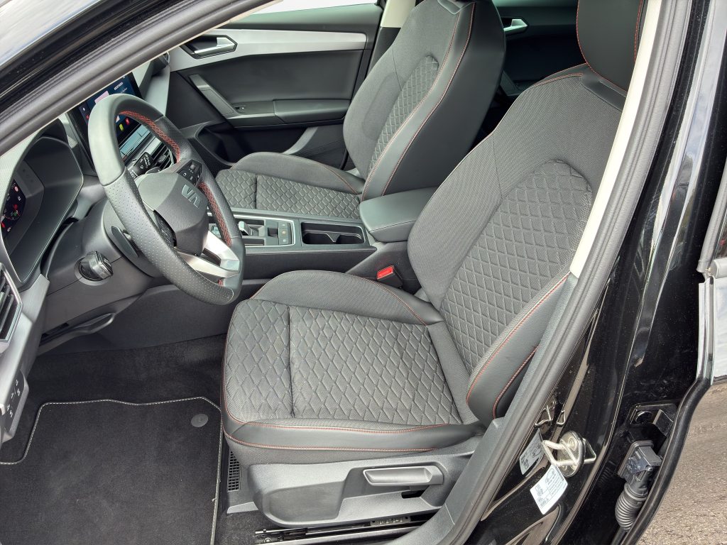 SEAT LEON 1.5 eTSI 150 FR DSG, Hybride Léger Essence/Électricité, Occasion / Utilisé, Automatique - 7