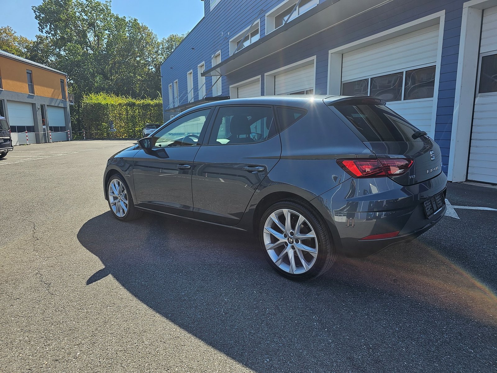 SEAT Leon 1.5 TGI FR DSG, Occasion / Gebraucht, Automatik - 4