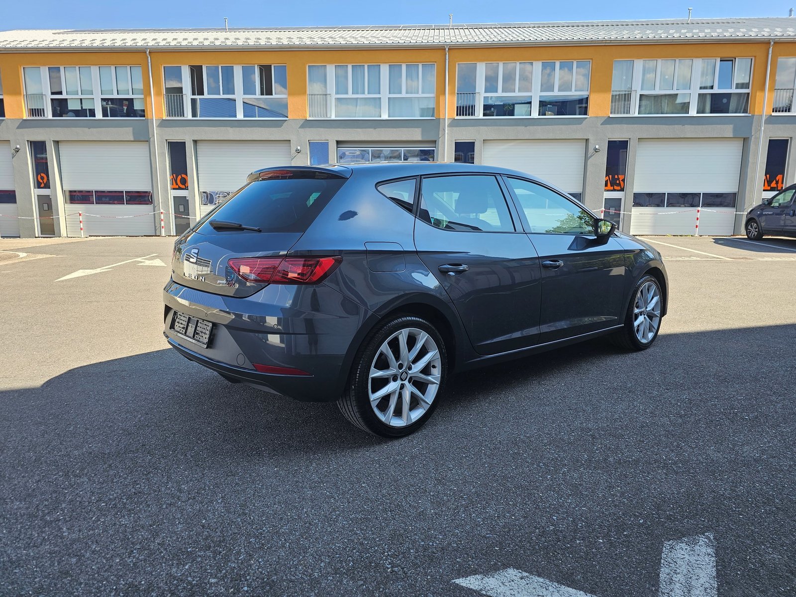SEAT Leon 1.5 TGI FR DSG, Occasion / Gebraucht, Automatik - 5