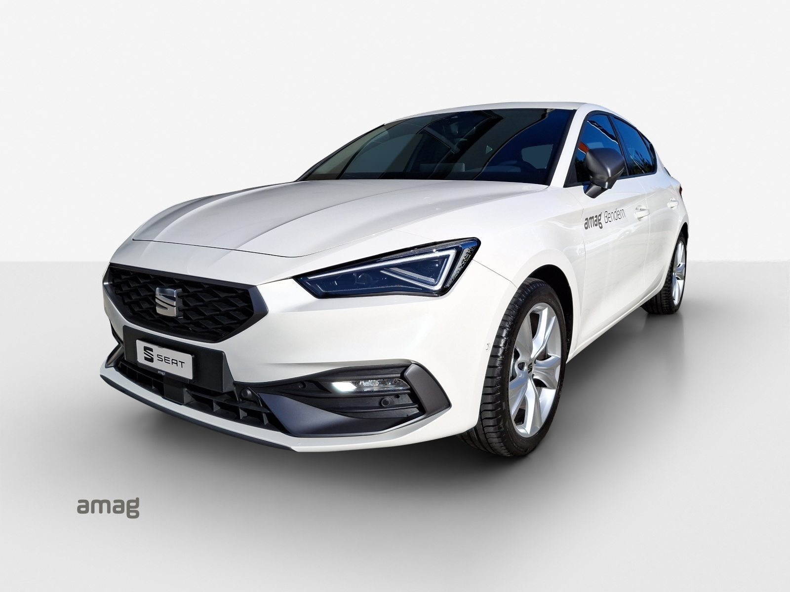 SEAT NEW SEAT LEON MOVE FR (netto), Benzin, Occasion / Gebraucht, Automat