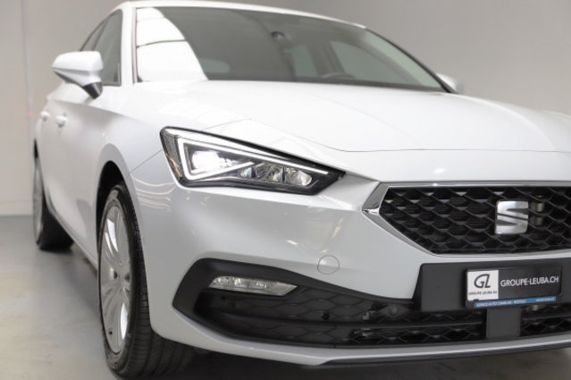 SEAT Leon 1.5 mHEV Style, Hybride Léger Essence/Électricité, Occasion / Utilisé, Automatique - 2