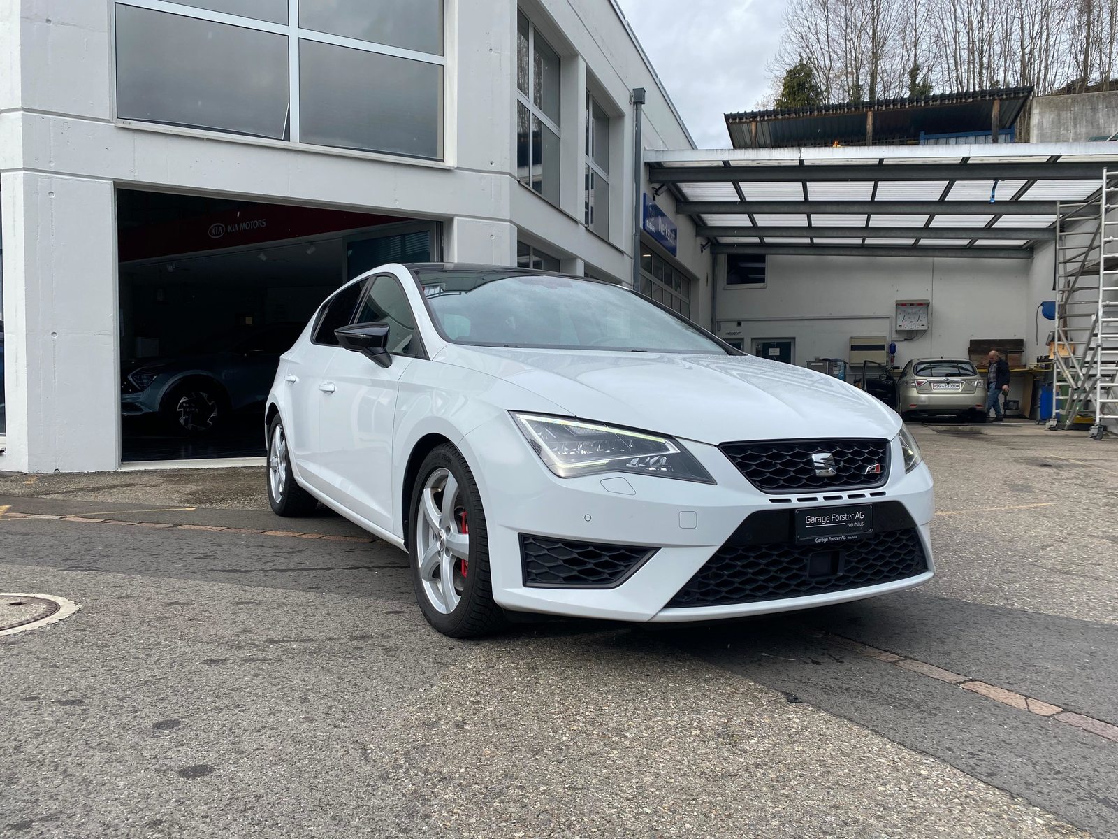 SEAT Leon 2.0 TSI 290 Cupra DSG, Petrol, Second hand / Used, Automatic - 4