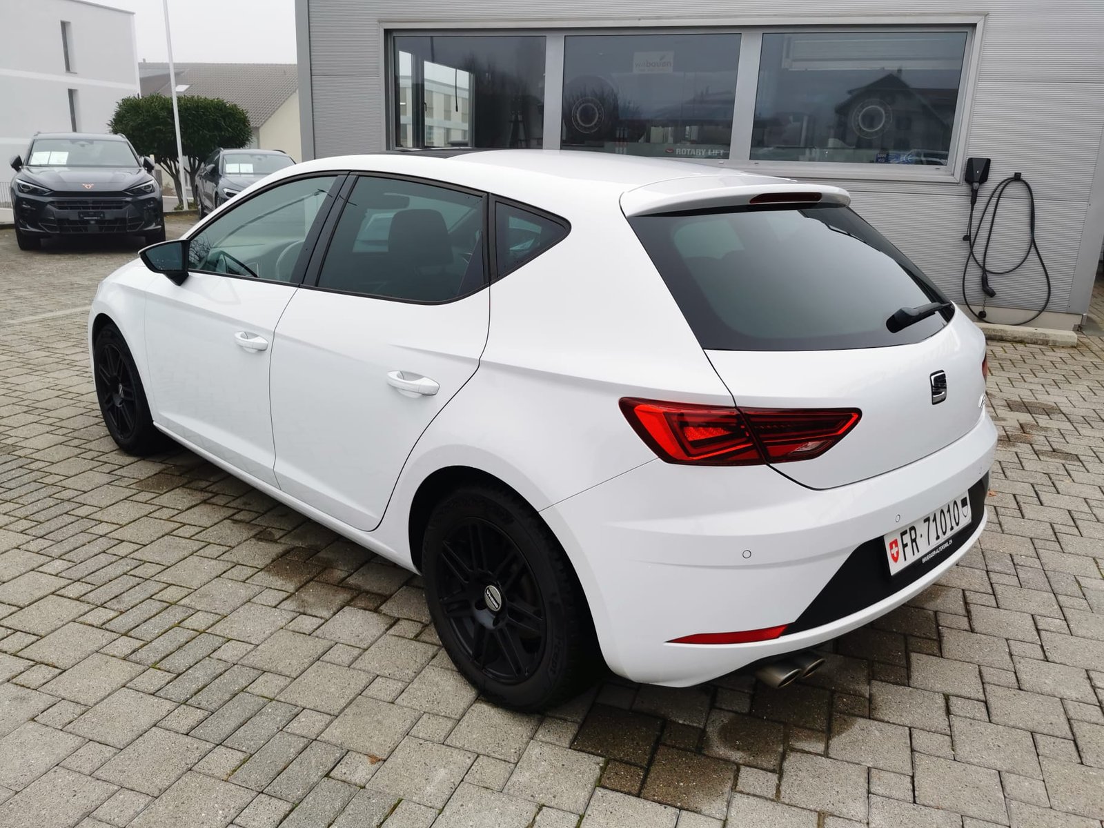 SEAT Leon 1.5 TSI 150 ACT FR DSG, Benzin, Occasion / Gebraucht, Automatik - 2