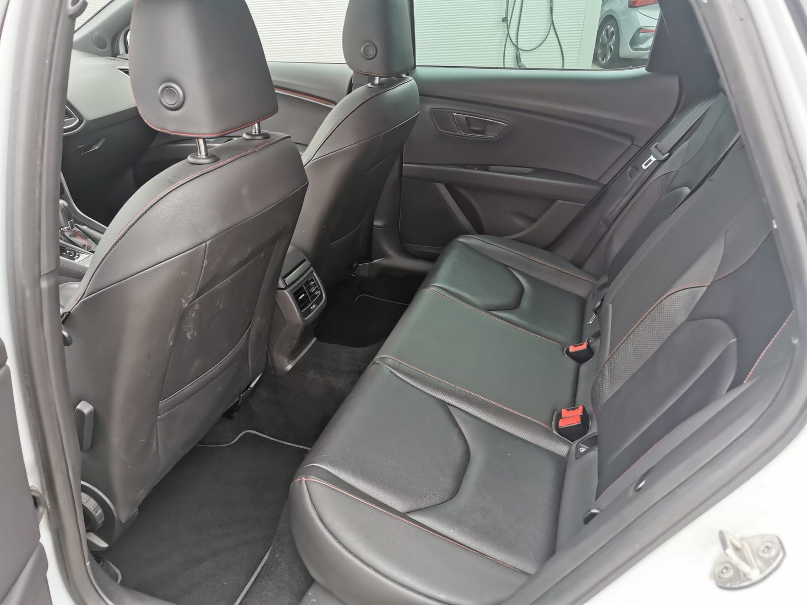 SEAT Leon 1.5 TSI 150 ACT FR DSG, Benzin, Occasion / Gebraucht, Automatik - 7