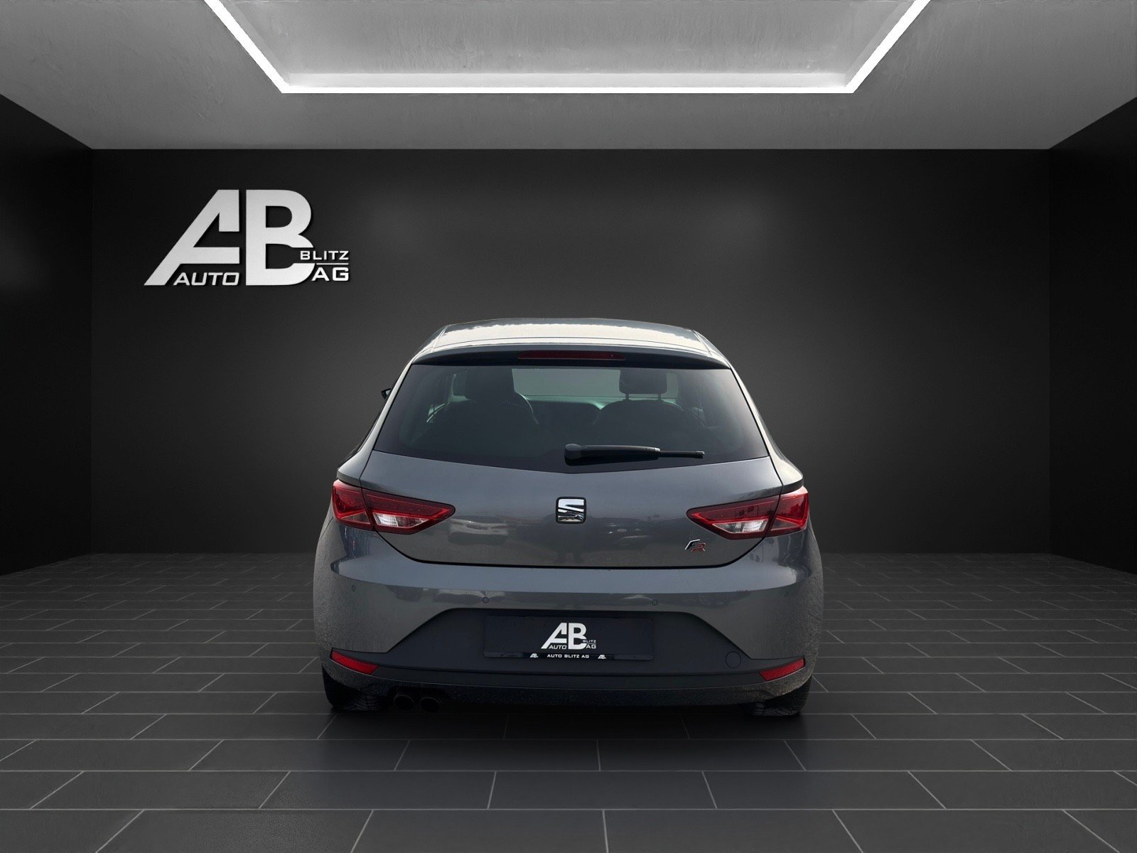 SEAT Leon 1.8 TSI FR DSG mit 180 PS, Benzin, Occasion / Gebraucht, Automatik - 4