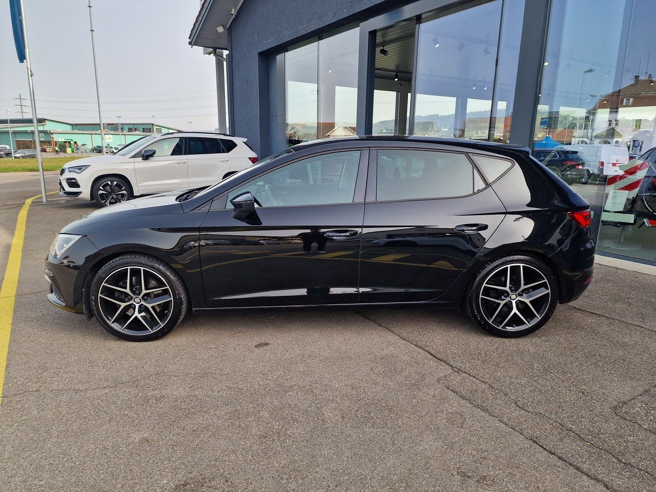 SEAT LEON FR, Petrol, Second hand / Used, Automatic - 3