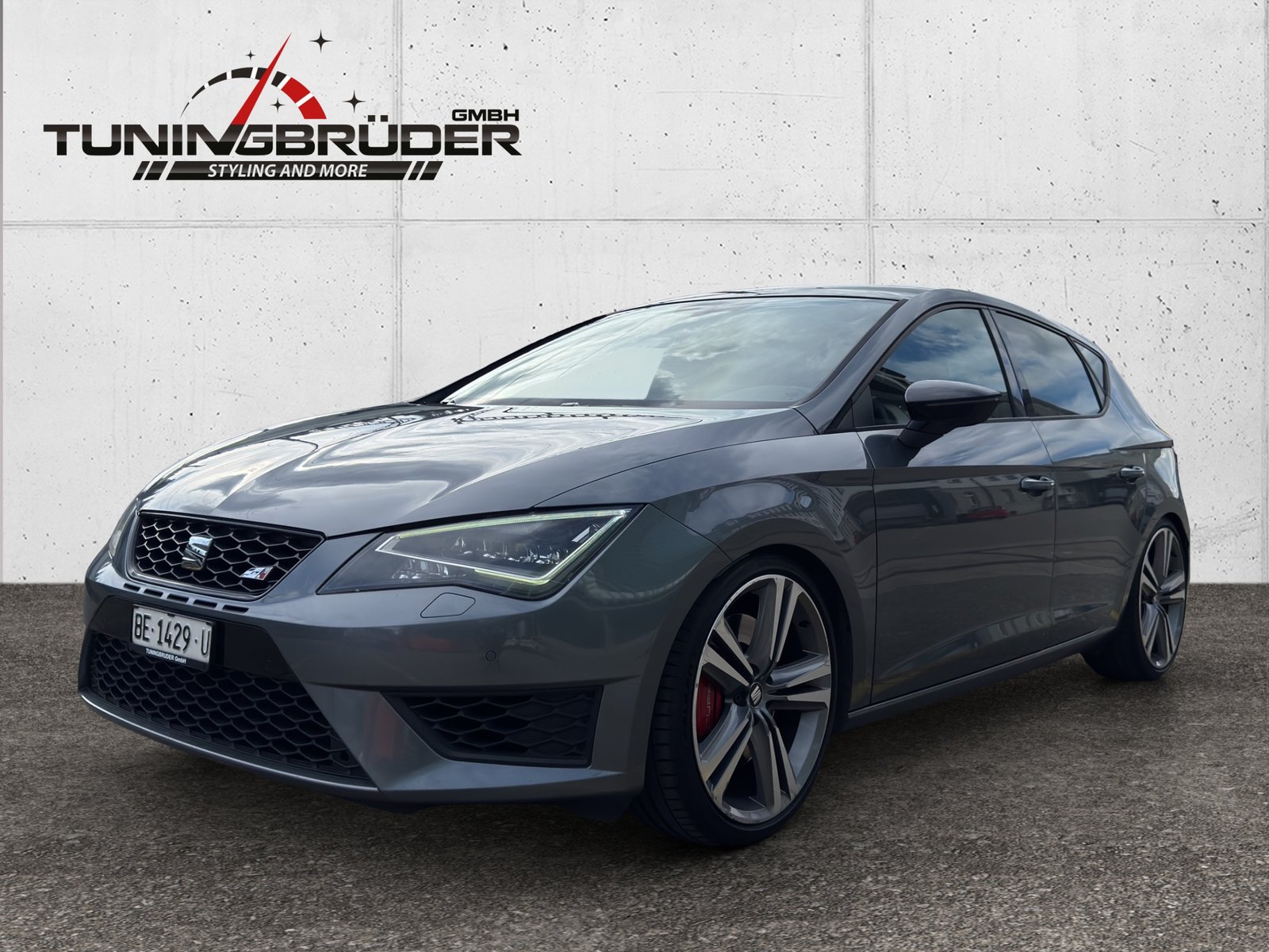 SEAT Leon 2.0 TSI 280 DSG, Benzin, Occasion / Gebraucht, Automatik - 2