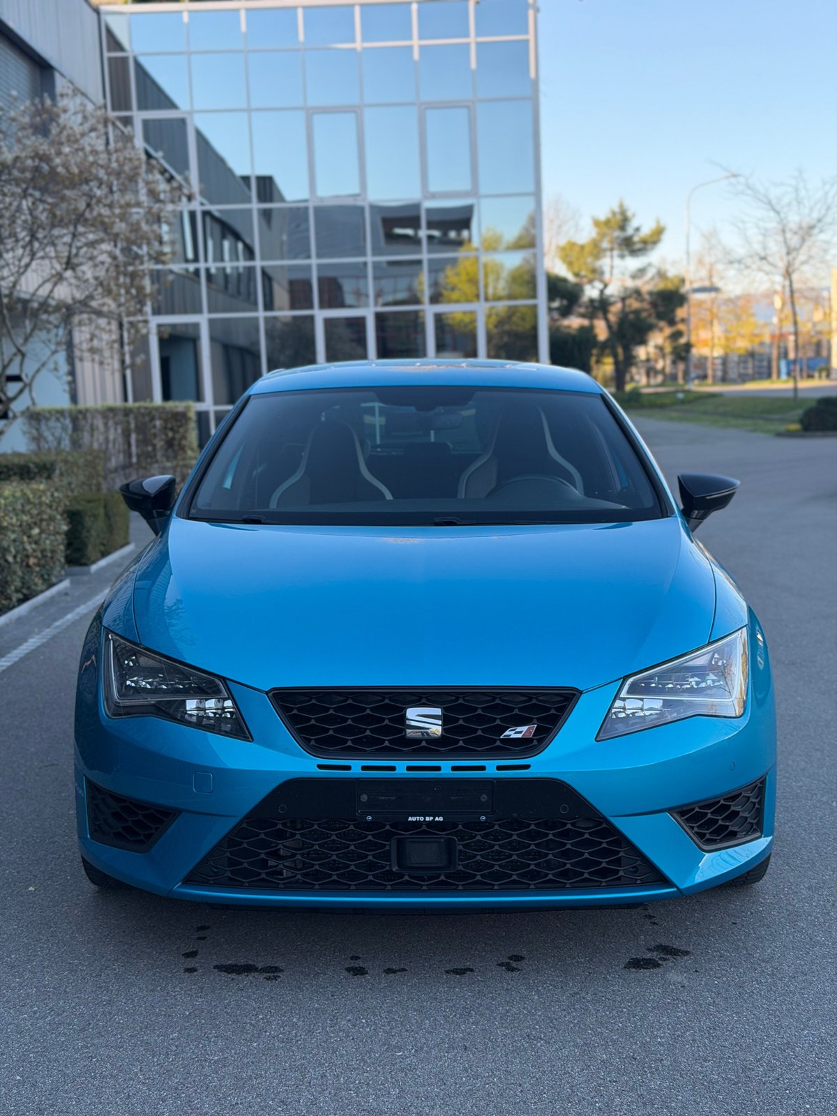SEAT Leon 2.0 TSI 290 DSG, Benzin, Occasion / Gebraucht, Automatik - 2