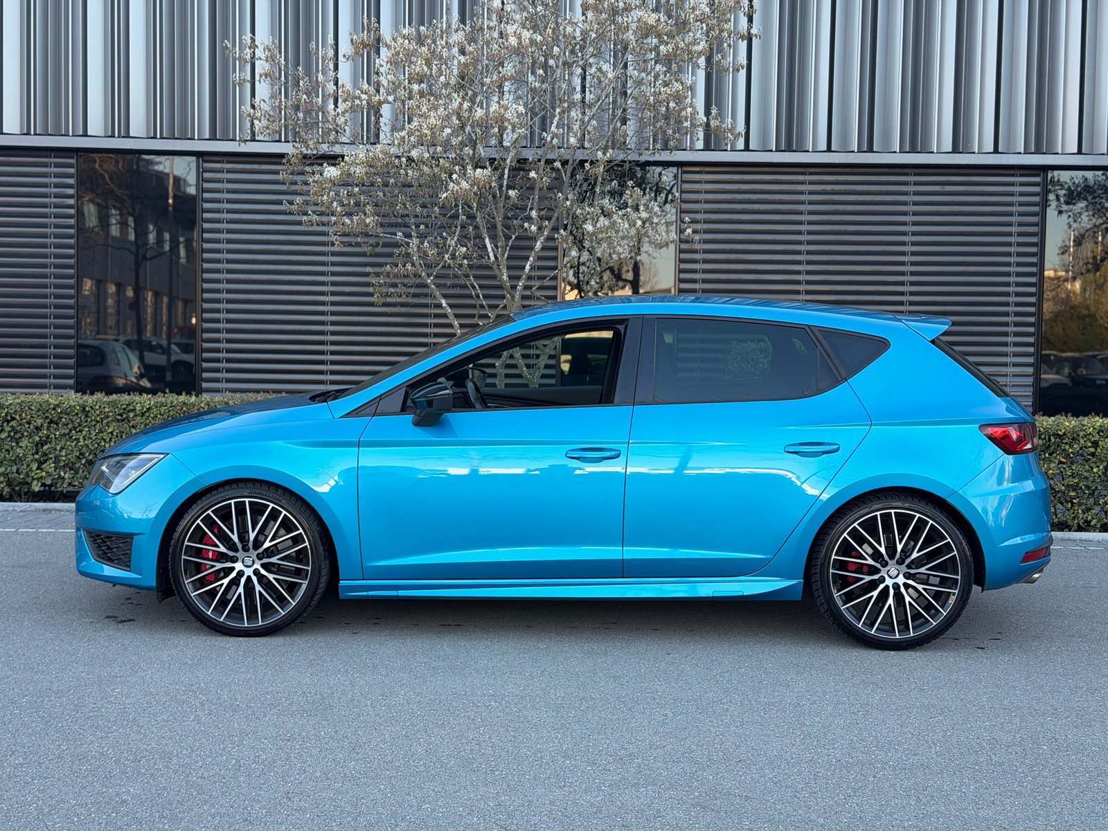 SEAT Leon 2.0 TSI 290 DSG, Benzin, Occasion / Gebraucht, Automatik - 3