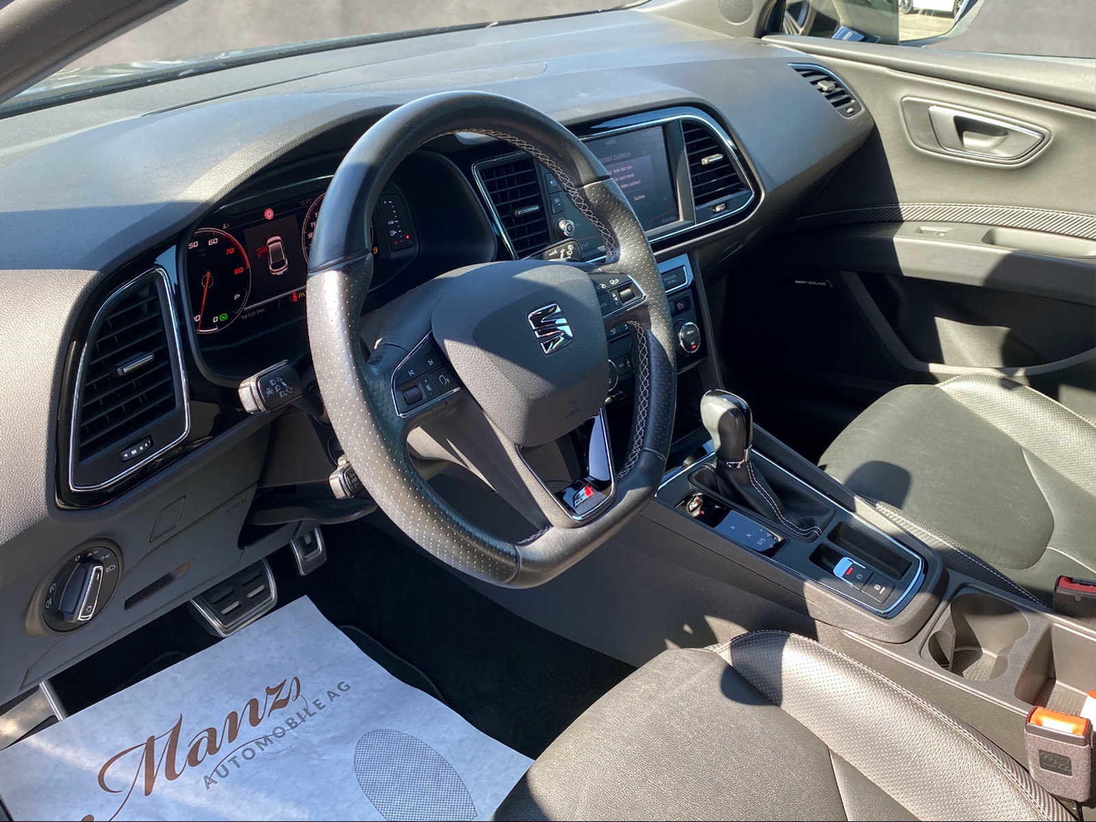 SEAT Leon 2.0 TSI 300 DSG, Benzin, Occasion / Gebraucht, Automatik - 7