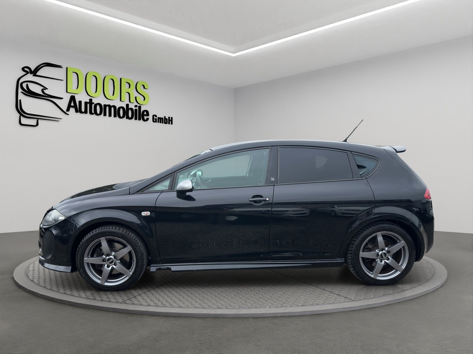 SEAT Leon 2.0 TSI FR, Petrol, Second hand / Used, Manual - 7