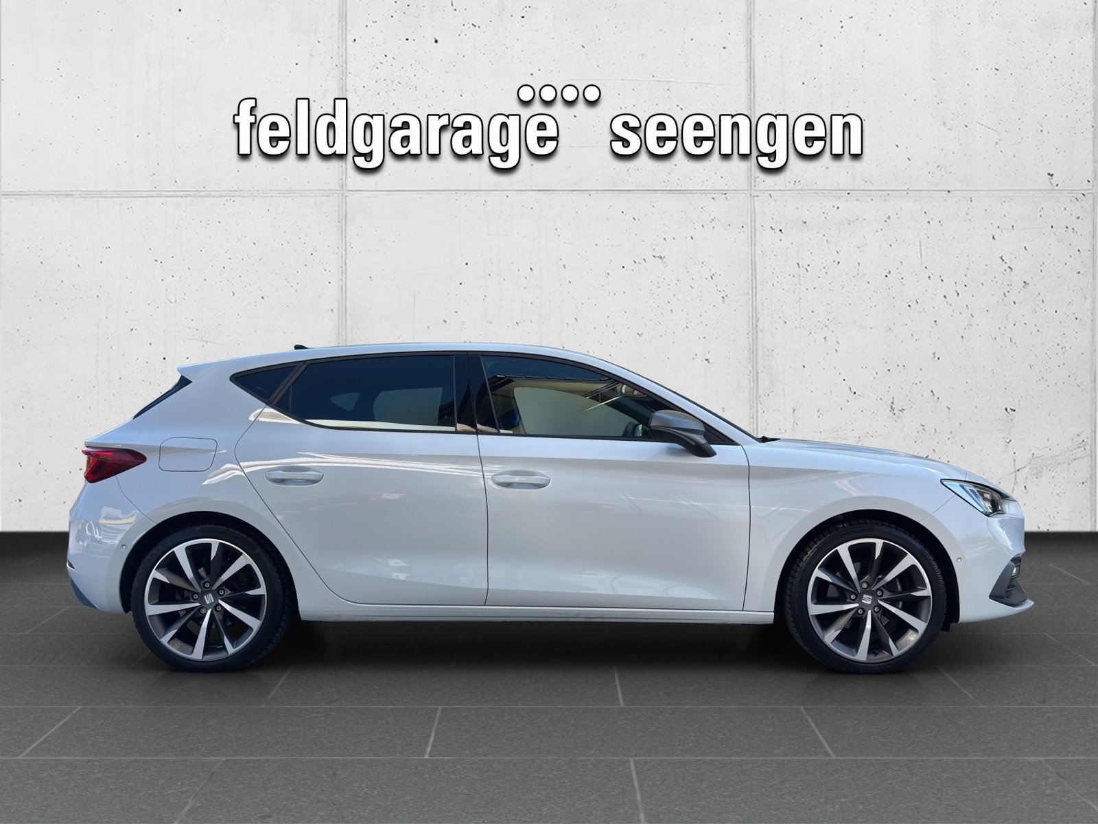 SEAT Leon 1.5 eTSI mHEV DSG FR mit fortl. Werksgarantie 5 Ja, Mild-Hybrid Petrol/Electric, Second hand / Used, Automatic - 4