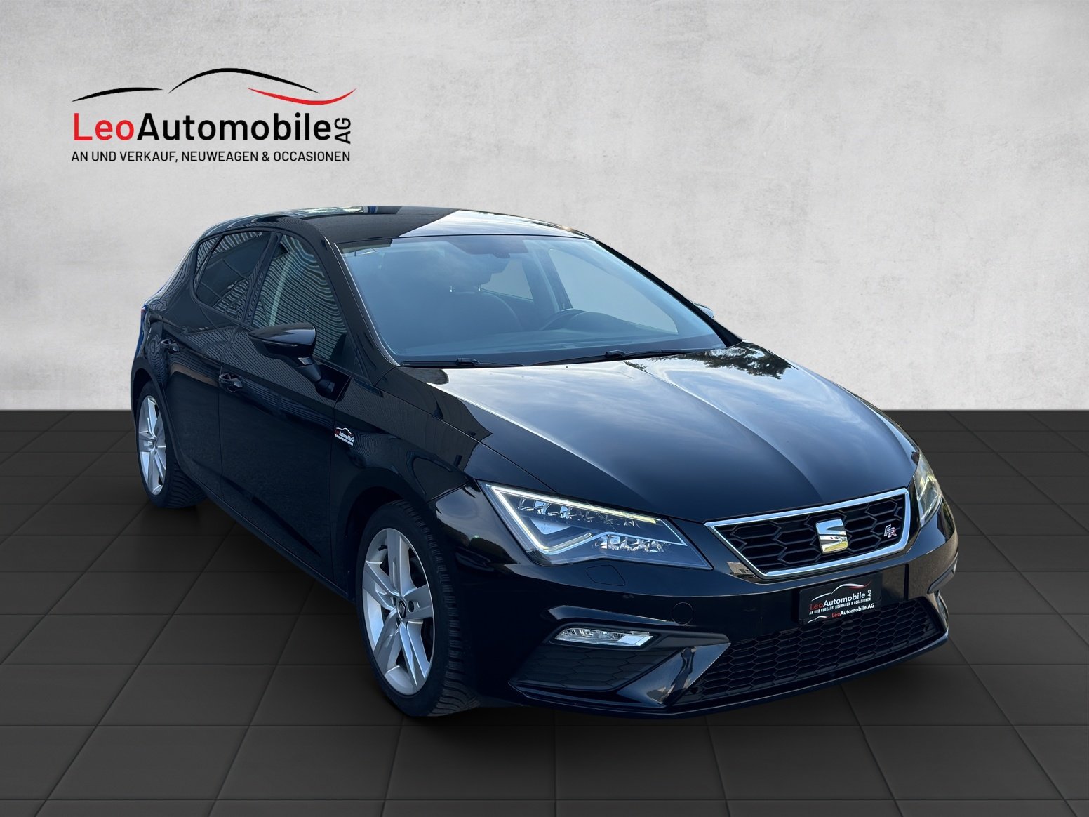 SEAT LEON, Petrol, Second hand / Used, Automatic - 7
