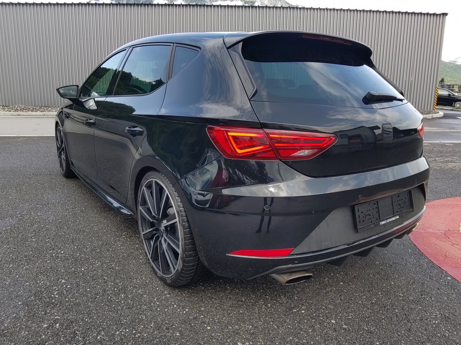 SEAT Leon 2.0 TSI 300 DSG, Benzin, Occasion / Gebraucht, Automatik - 3