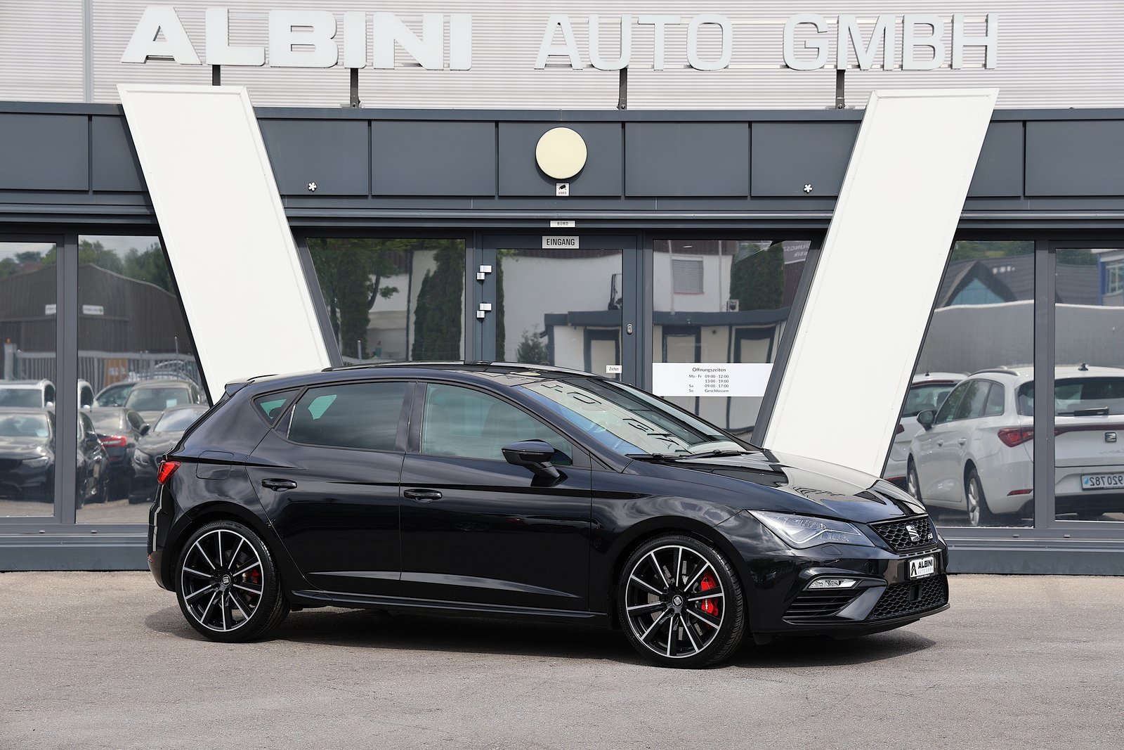 SEAT Leon 2.0 TSI 300 DSG, Petrol, Second hand / Used, Automatic - 2