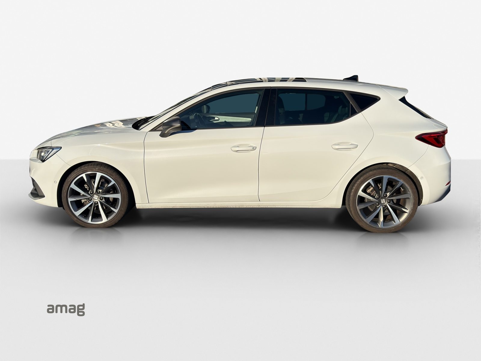 SEAT NEW LEON HOLA FR (netto), Diesel, Second hand / Used, Automatic - 2