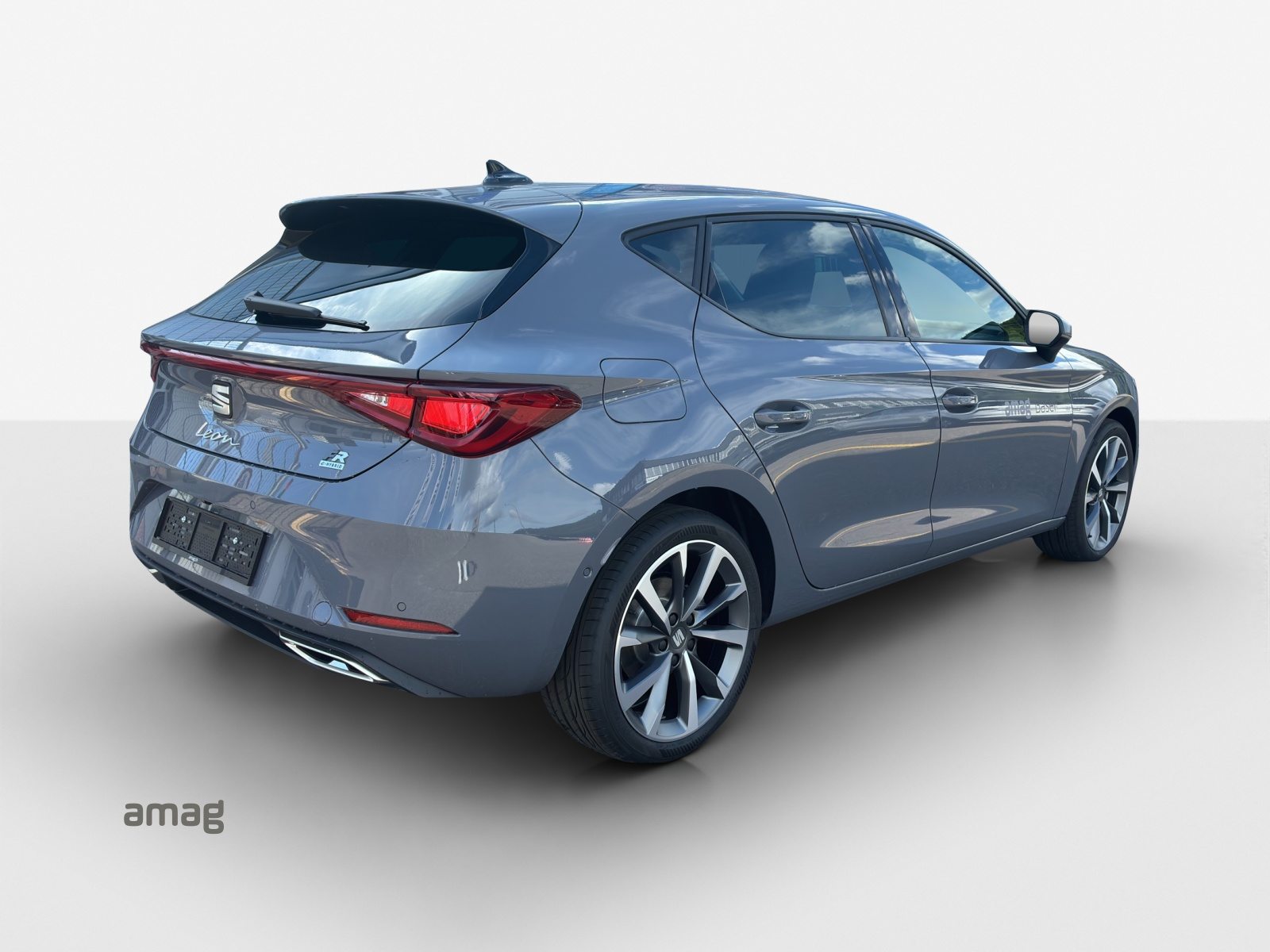 SEAT SEAT LEON MOVE! FR e-HYBRID (netto), Voll-Hybrid Benzin/Elektro, Occasion / Gebraucht, Automatik - 4