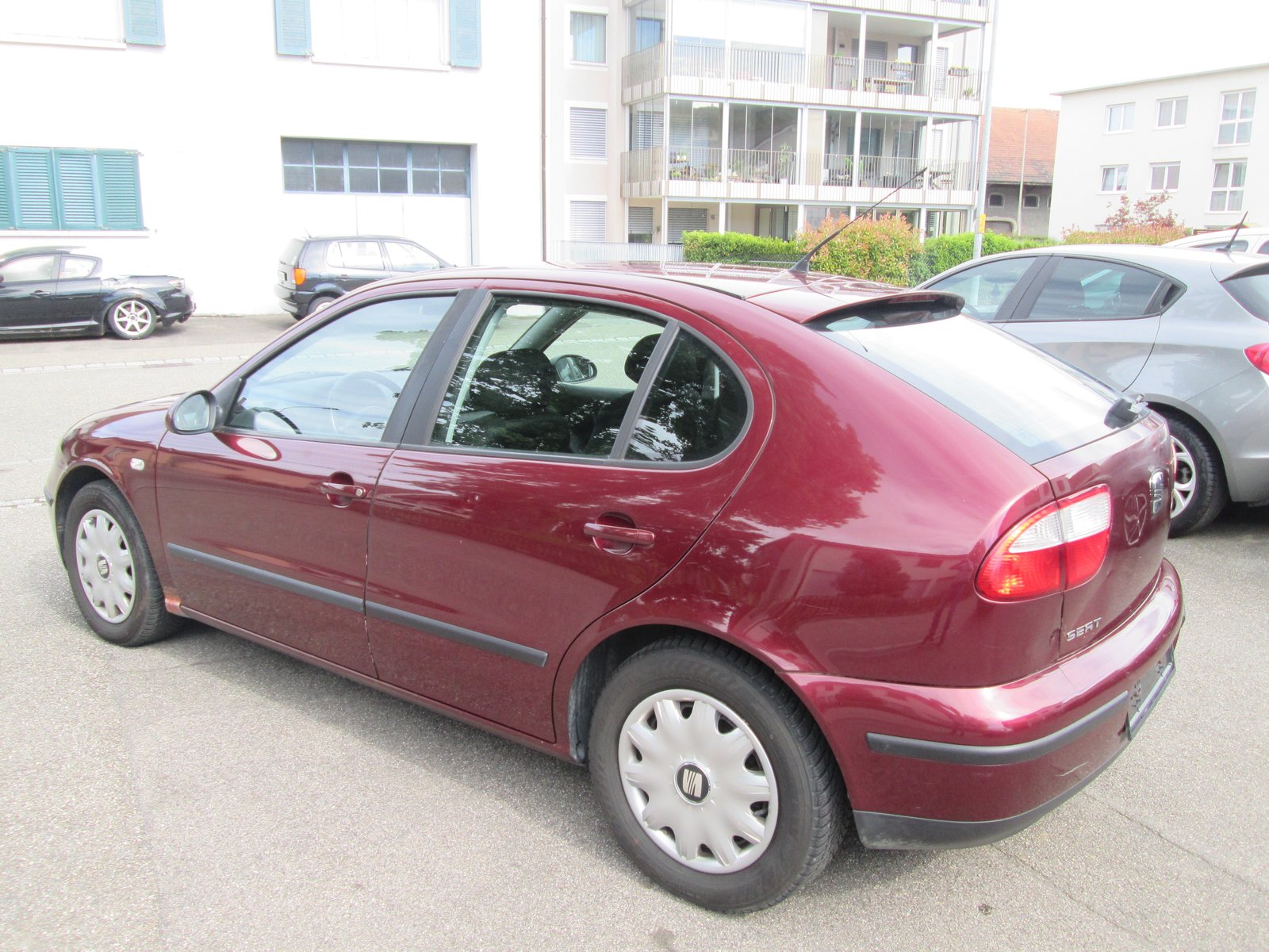 SEAT Leon 1.8 Sport, Benzin, Occasion / Gebraucht, Handschaltung - 2