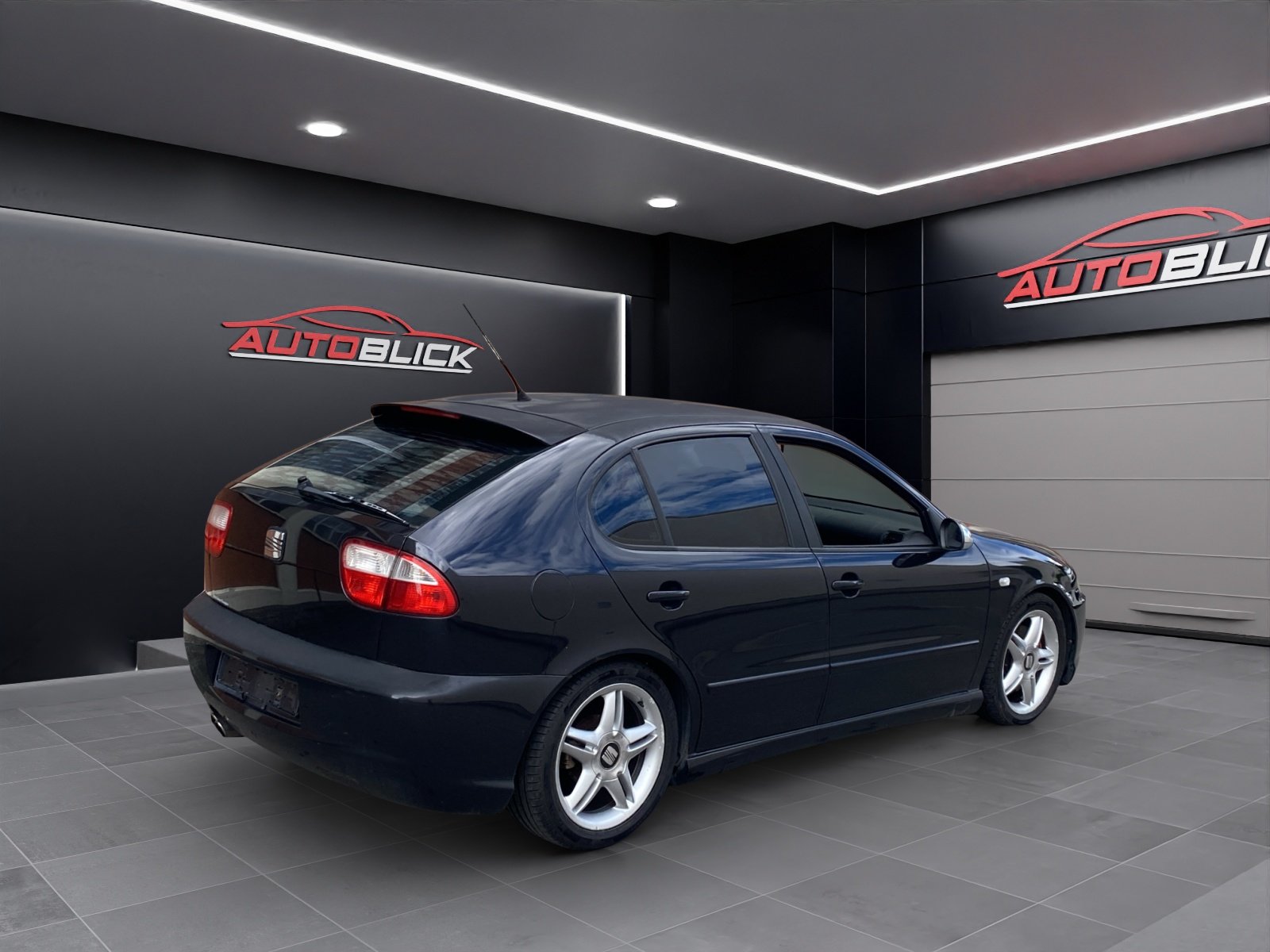 SEAT Leon 1.8 T Sport Classic, Petrol, Second hand / Used, Manual - 4