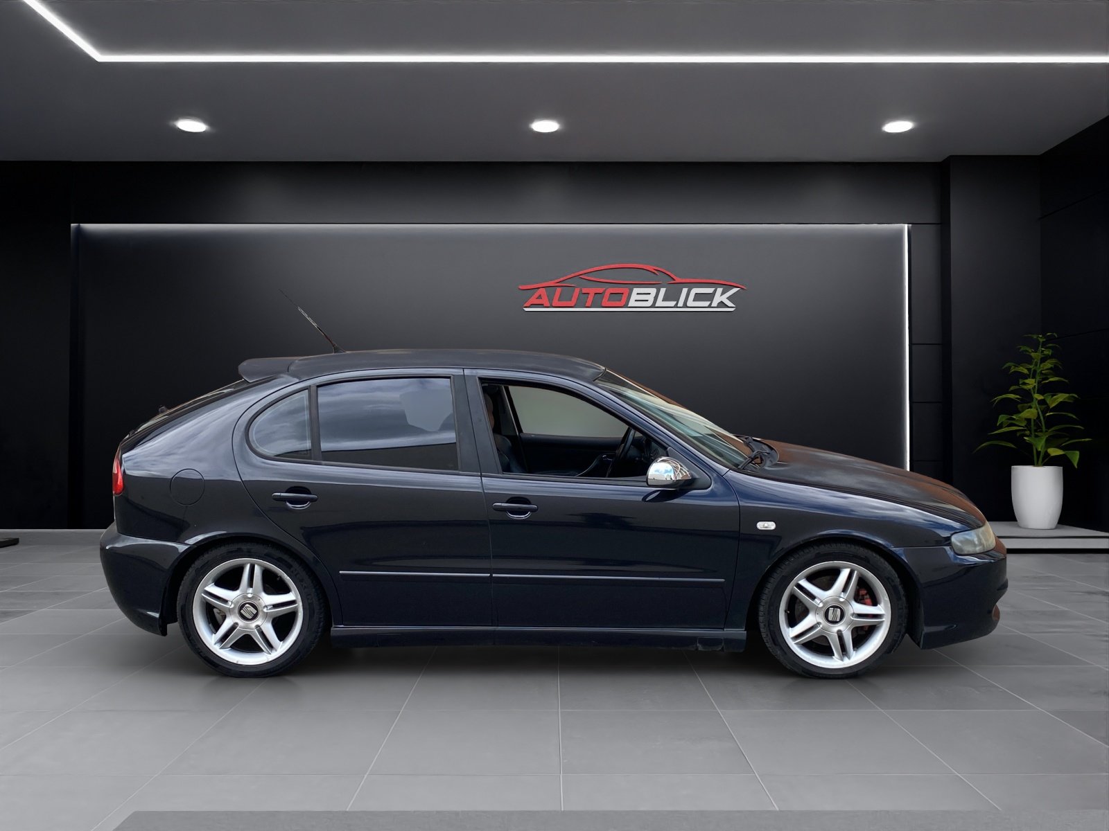 SEAT Leon 1.8 T Sport Classic, Petrol, Second hand / Used, Manual - 5
