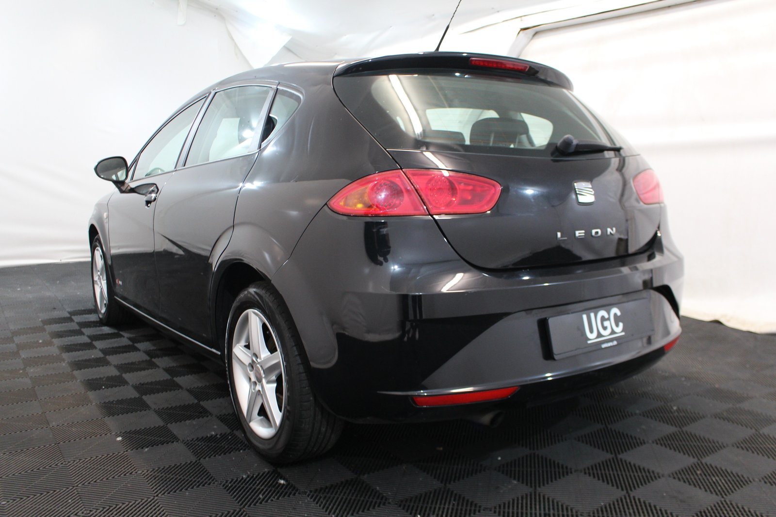 SEAT Leon 1.2 TSI Reference, Benzin, Occasion / Gebraucht, Handschaltung - 4