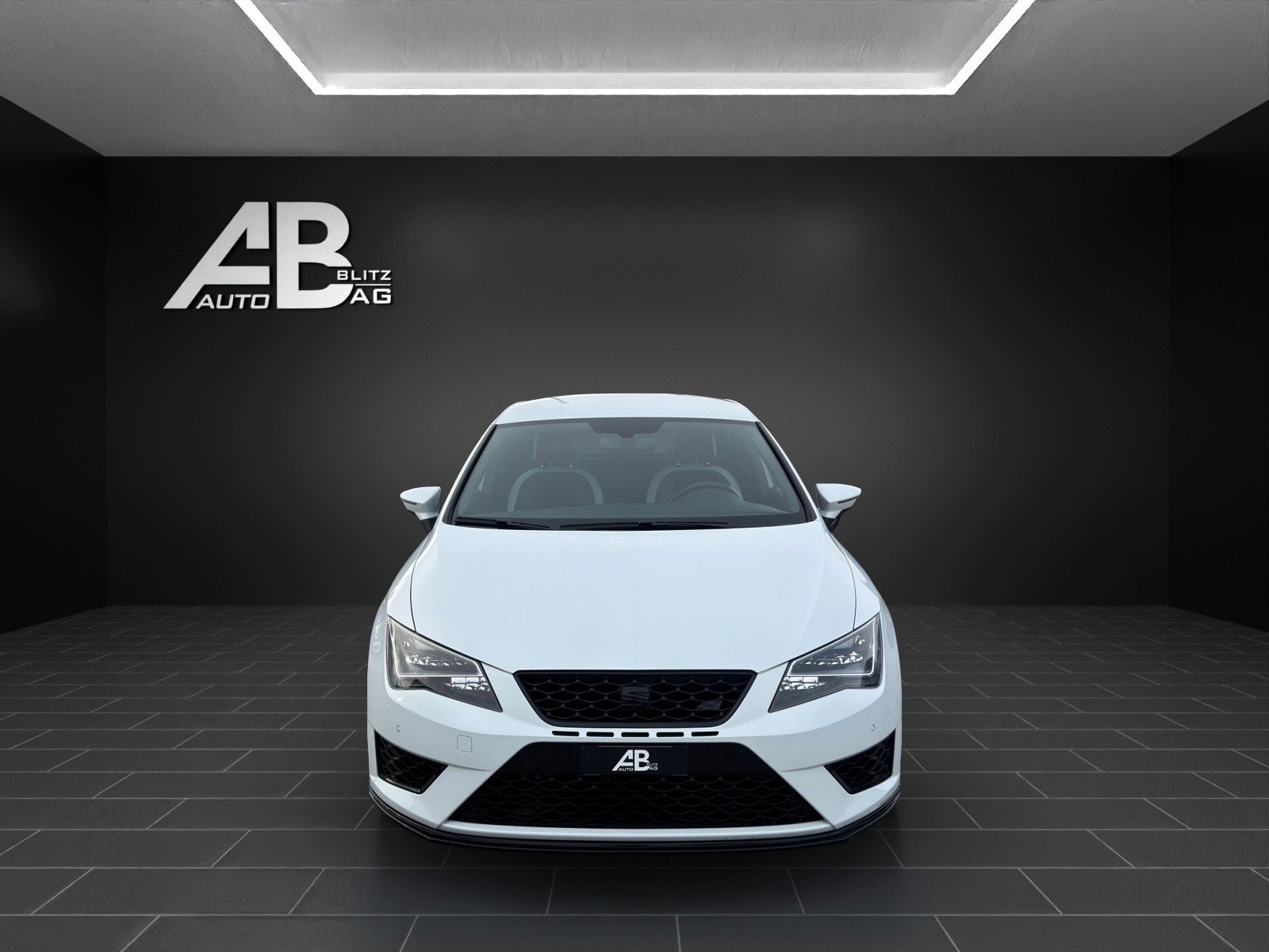 SEAT Leon 2.0 TSI DSG mit 280 PS