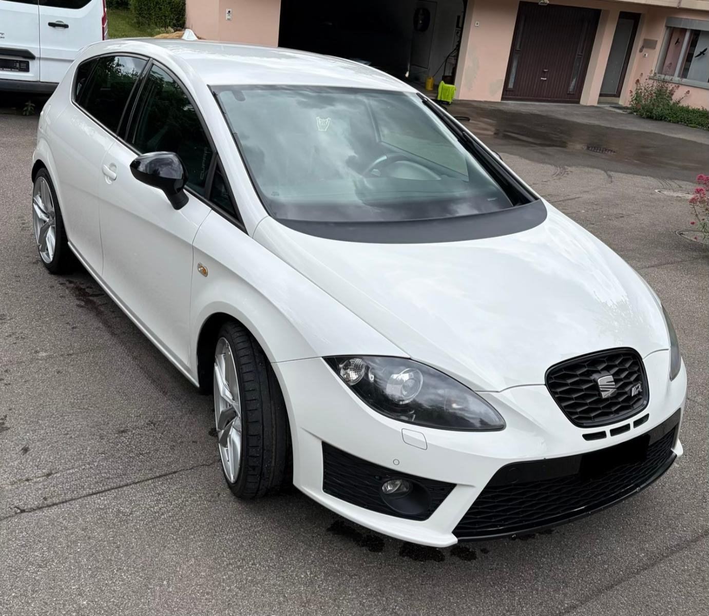 SEAT Leon 2.0 TSI R