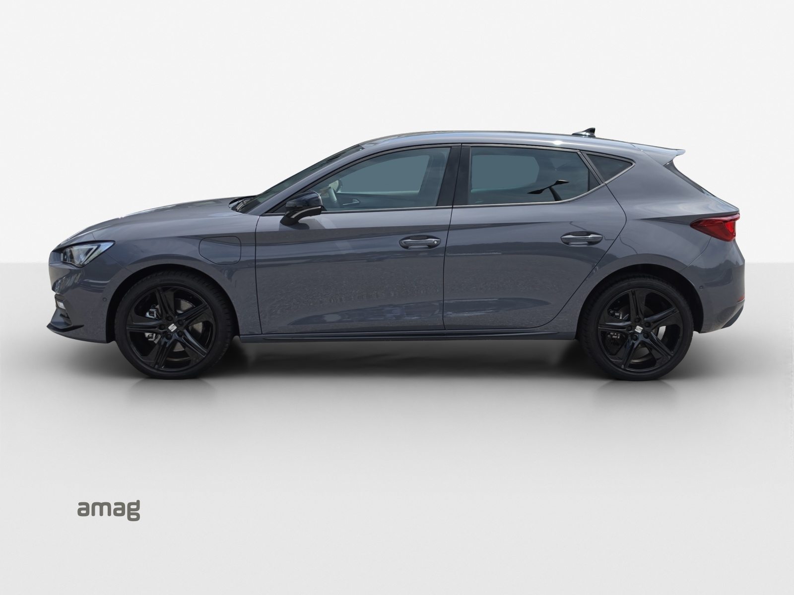 SEAT NEW SEAT LEON 75EDITION e-HYBRID (netto), Full-Hybrid Petrol/Electric, Second hand / Used, Automatic - 2