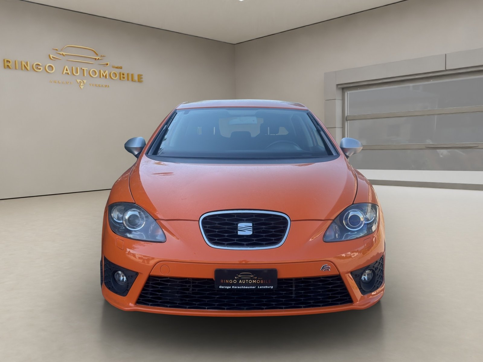 SEAT Leon 2.0 TSI FR, Petrol, Second hand / Used, Manual - 2