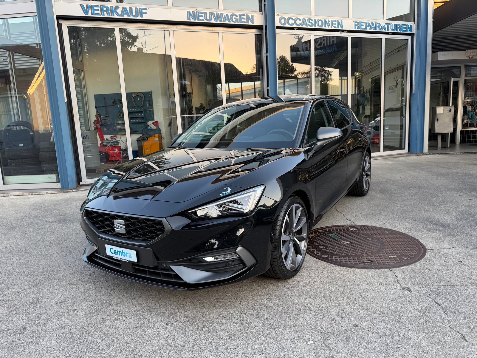 SEAT Leon 1.5 eTSI mHEV DSG FR, Mild-Hybrid Petrol/Electric, Second hand / Used, Automatic - 6