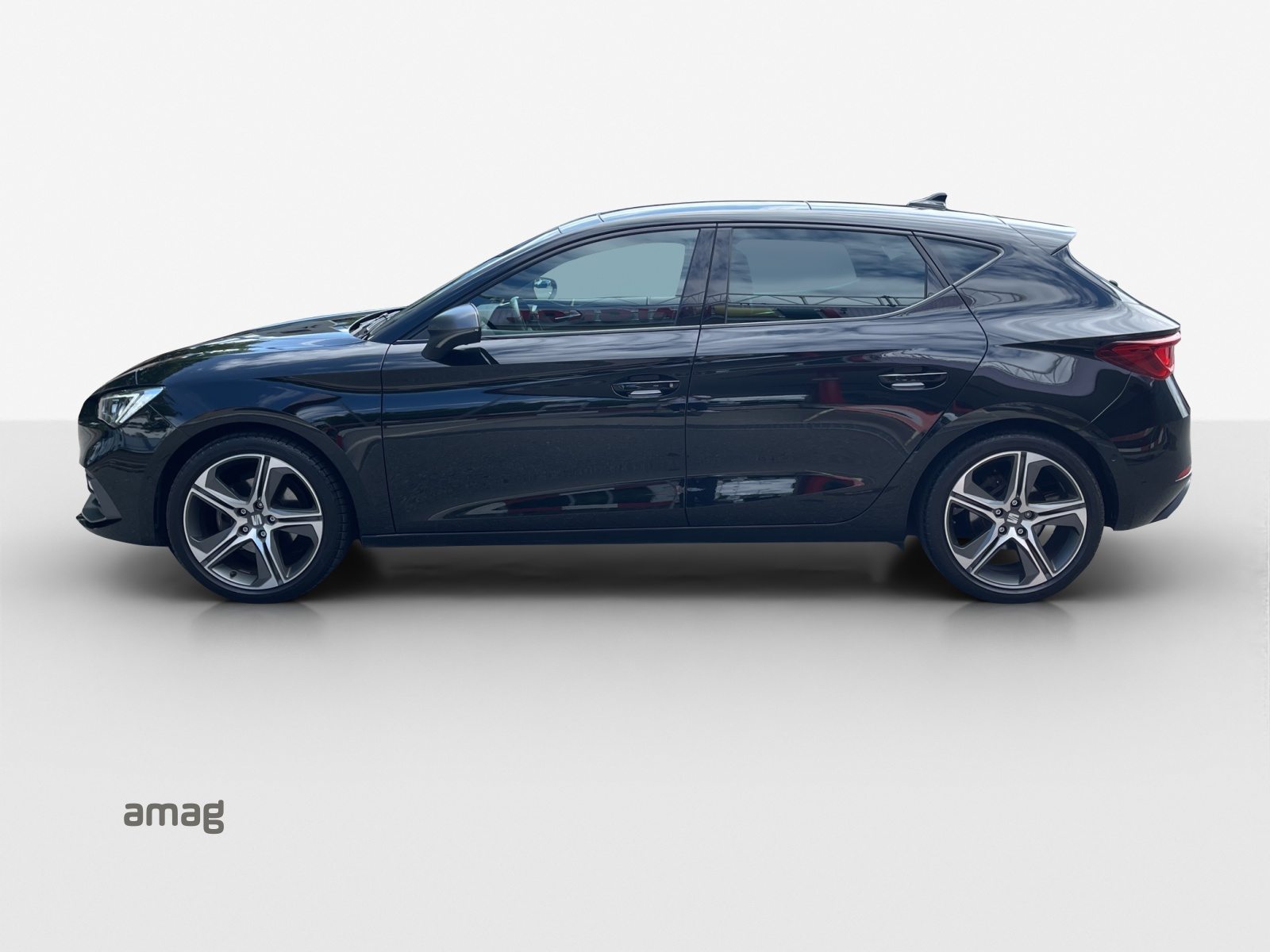 SEAT NEW LEON HOLA FR (netto), Benzin, Occasion / Gebraucht, Automatik - 2