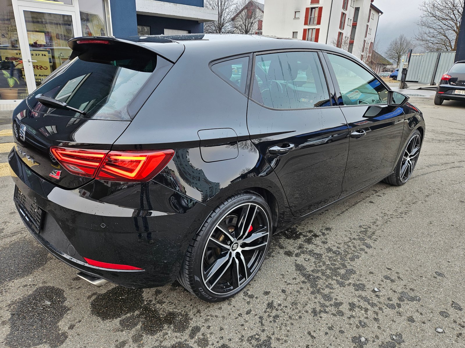 SEAT Leon 2.0 TSI 300, Benzin, Occasion / Gebraucht, Handschaltung - 3