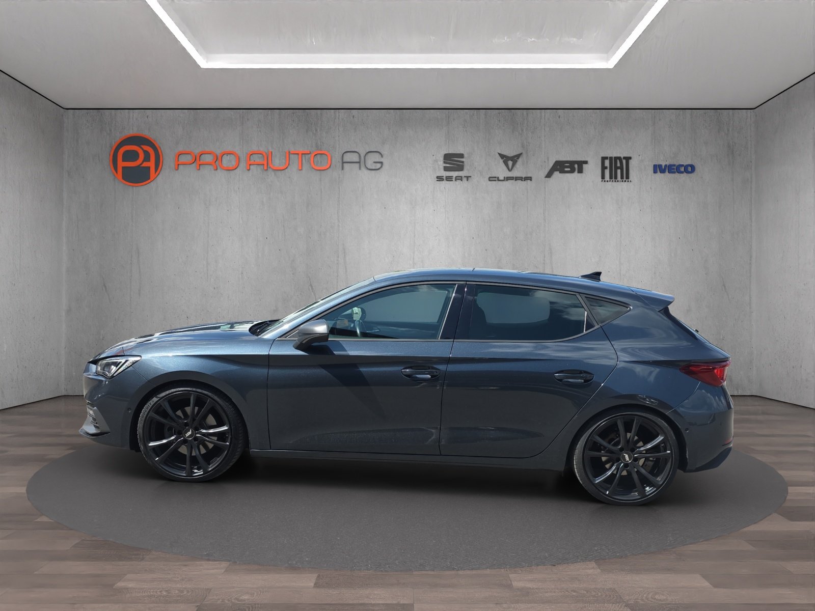 SEAT Leon 1.5 eTSI mHEV DSG FR, Mild-Hybrid Benzin/Elektro, Occasion / Gebraucht, Automatik - 2