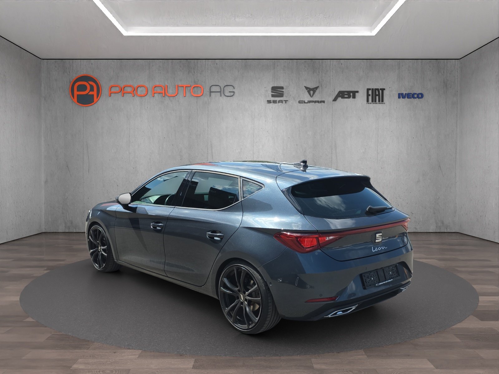 SEAT Leon 1.5 eTSI mHEV DSG FR, Mild-Hybrid Benzin/Elektro, Occasion / Gebraucht, Automatik - 3
