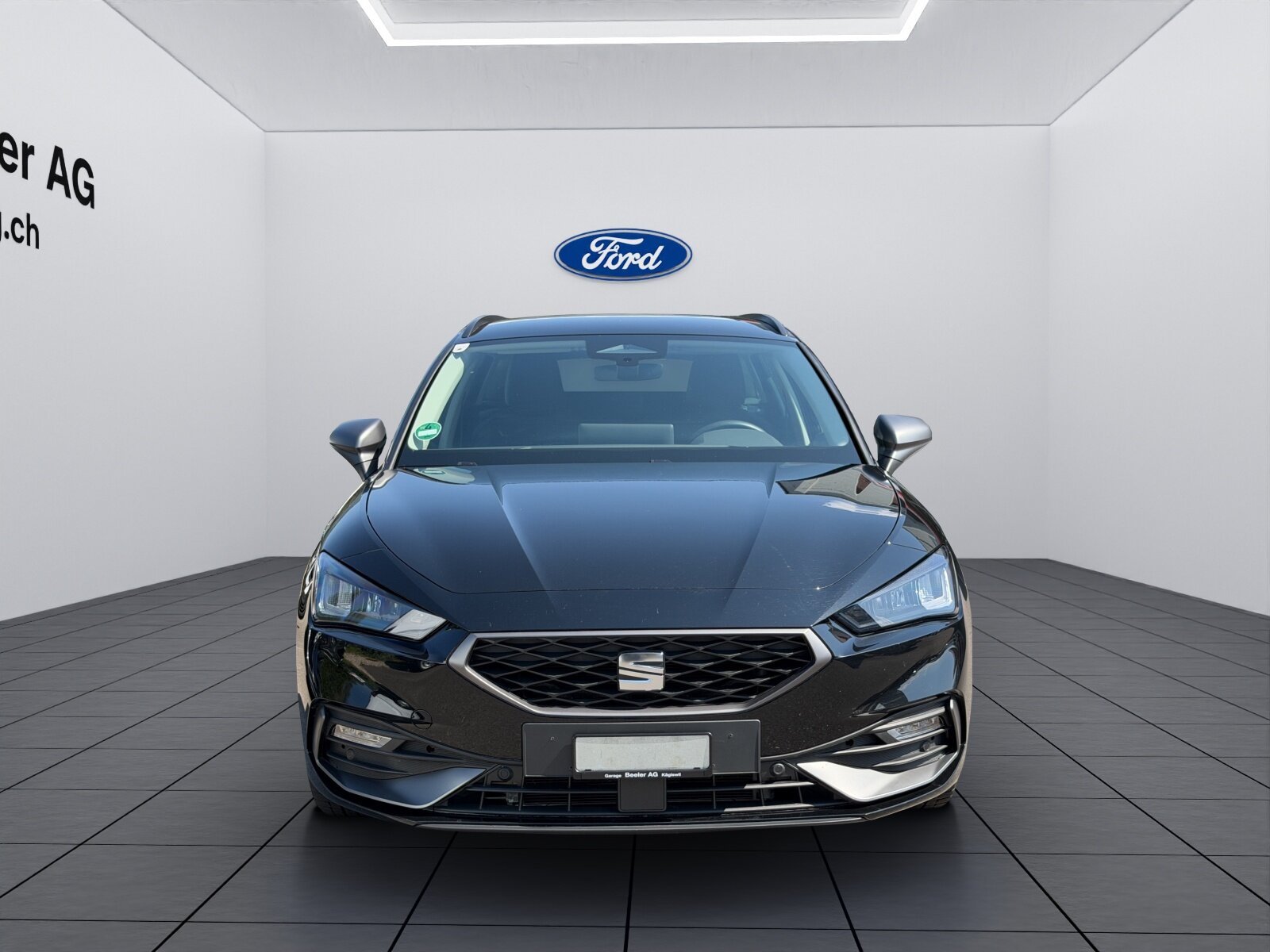 SEAT Leon 1.5 eTSI 150 FR DSG, Mild-Hybrid Benzin/Elektro, Occasion / Gebraucht, Automatik - 2