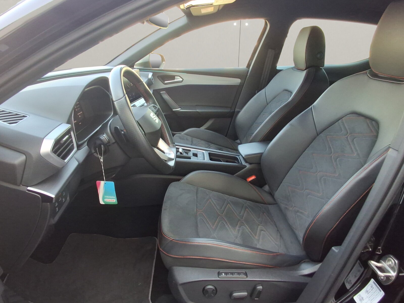 SEAT Leon 1.4 eHybrid Hola FR DSG, Plug-in-Hybrid Petrol/Electric, Second hand / Used, Automatic - 6