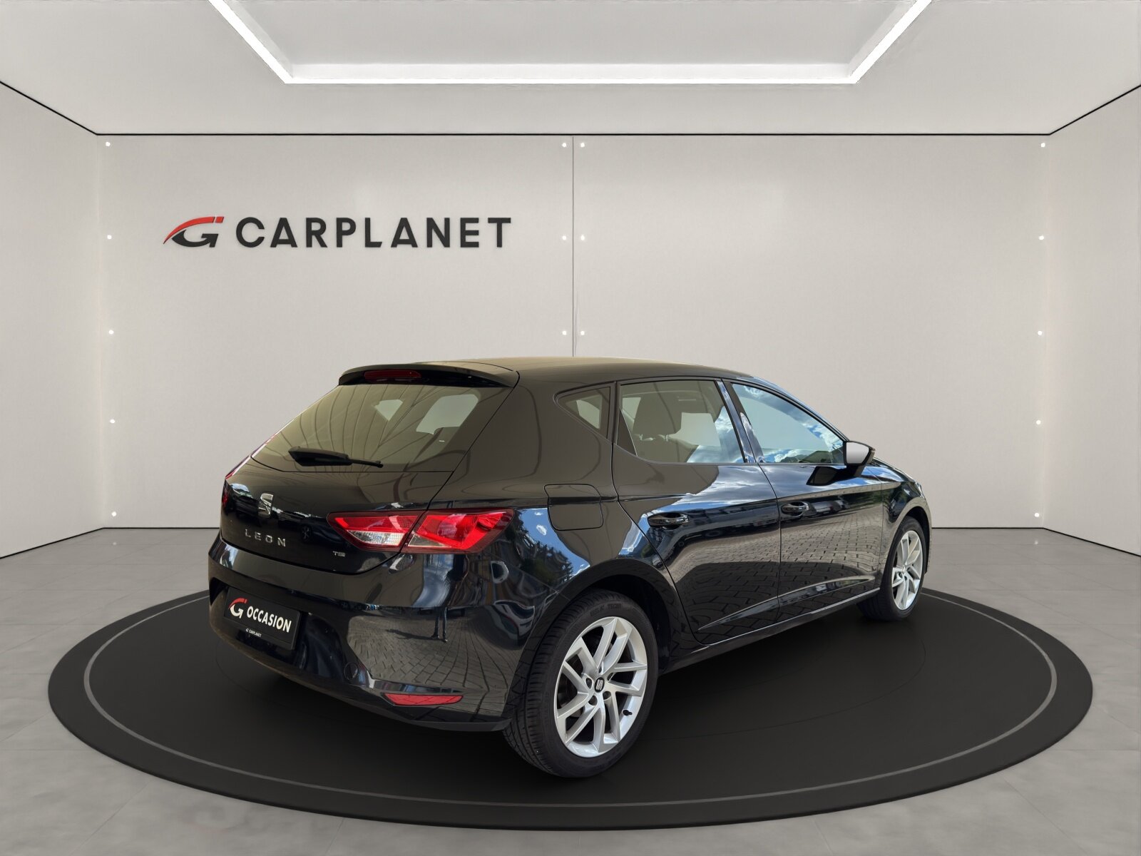 SEAT Leon 1.2 TSI 105 Style, Petrol, Second hand / Used, Manual - 6