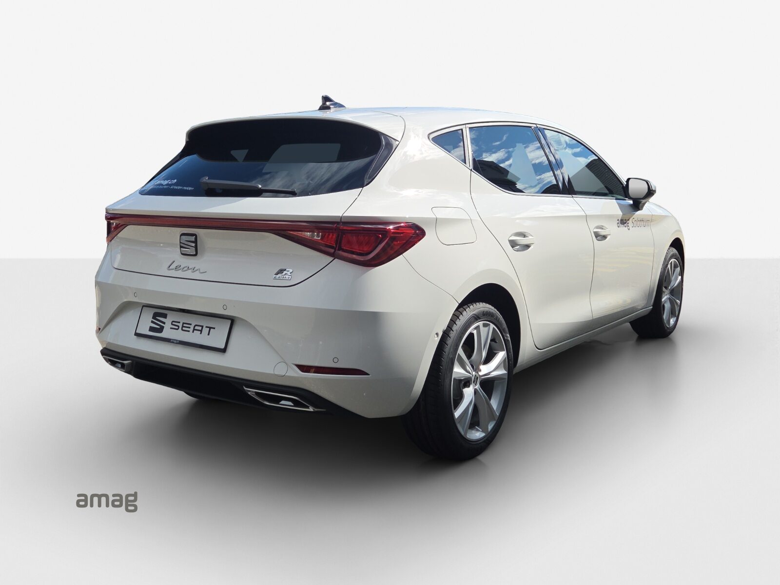 SEAT SEAT LEON MOVE! FR e-HYBRID (netto), Full-Hybrid Petrol/Electric, Second hand / Used, Automatic - 5