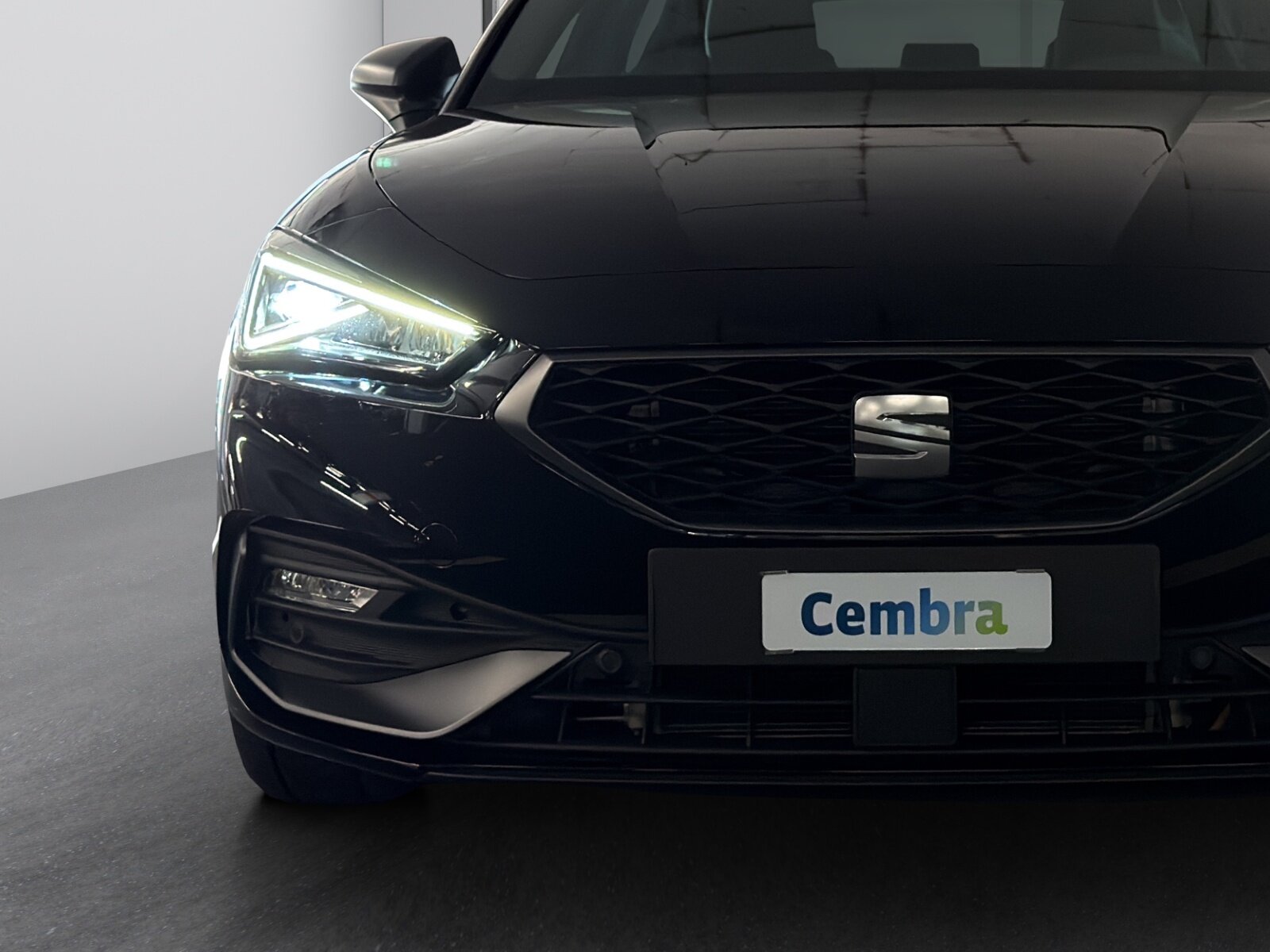 SEAT Leon 1.5 eTSI mHEV DSG FR, Hybride Léger Essence/Électricité, Occasion / Utilisé, Automatique - 7