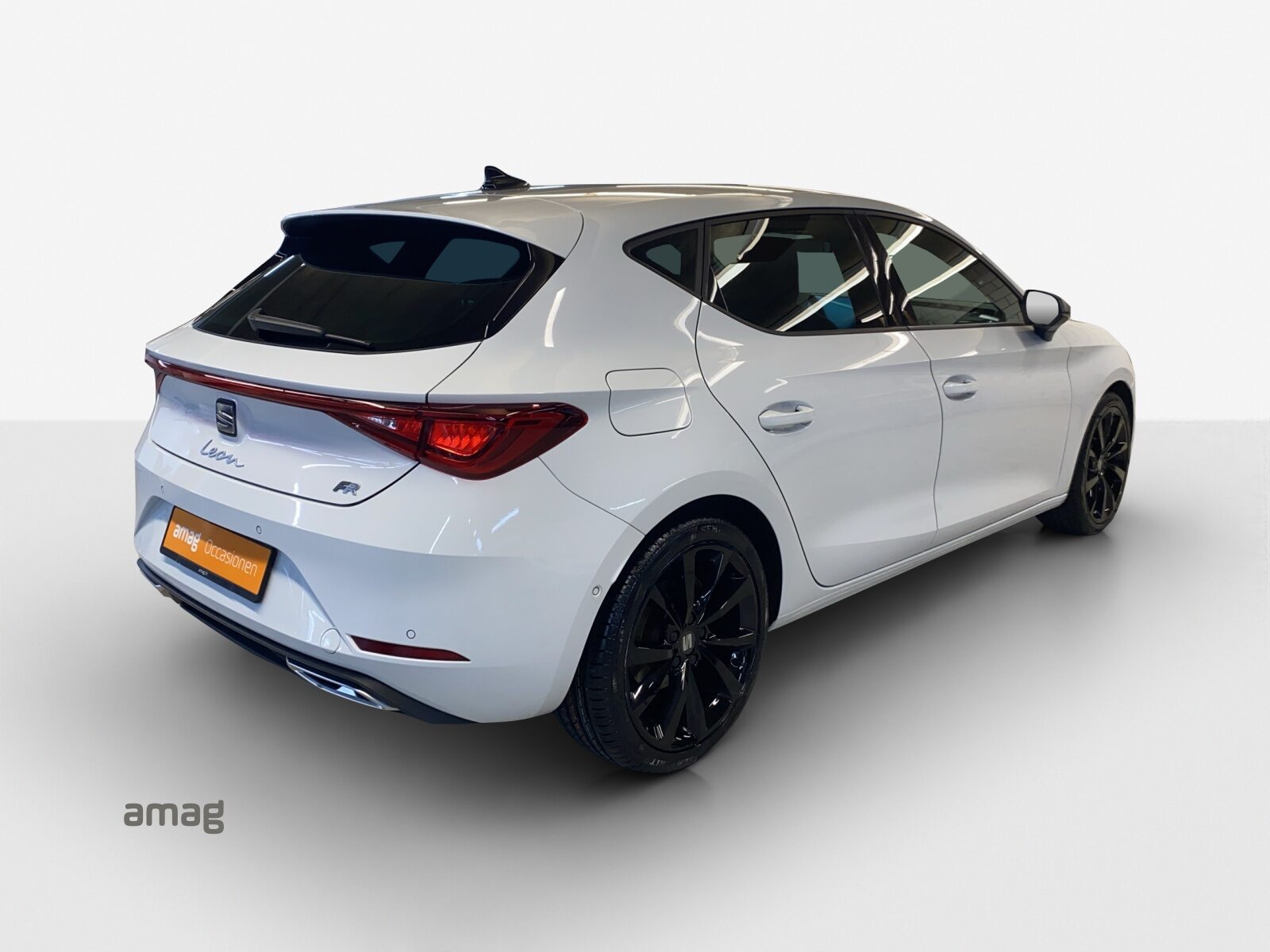 SEAT NEW LEON HOLA FR (netto), Essence, Occasion / Utilisé, Automatique - 5