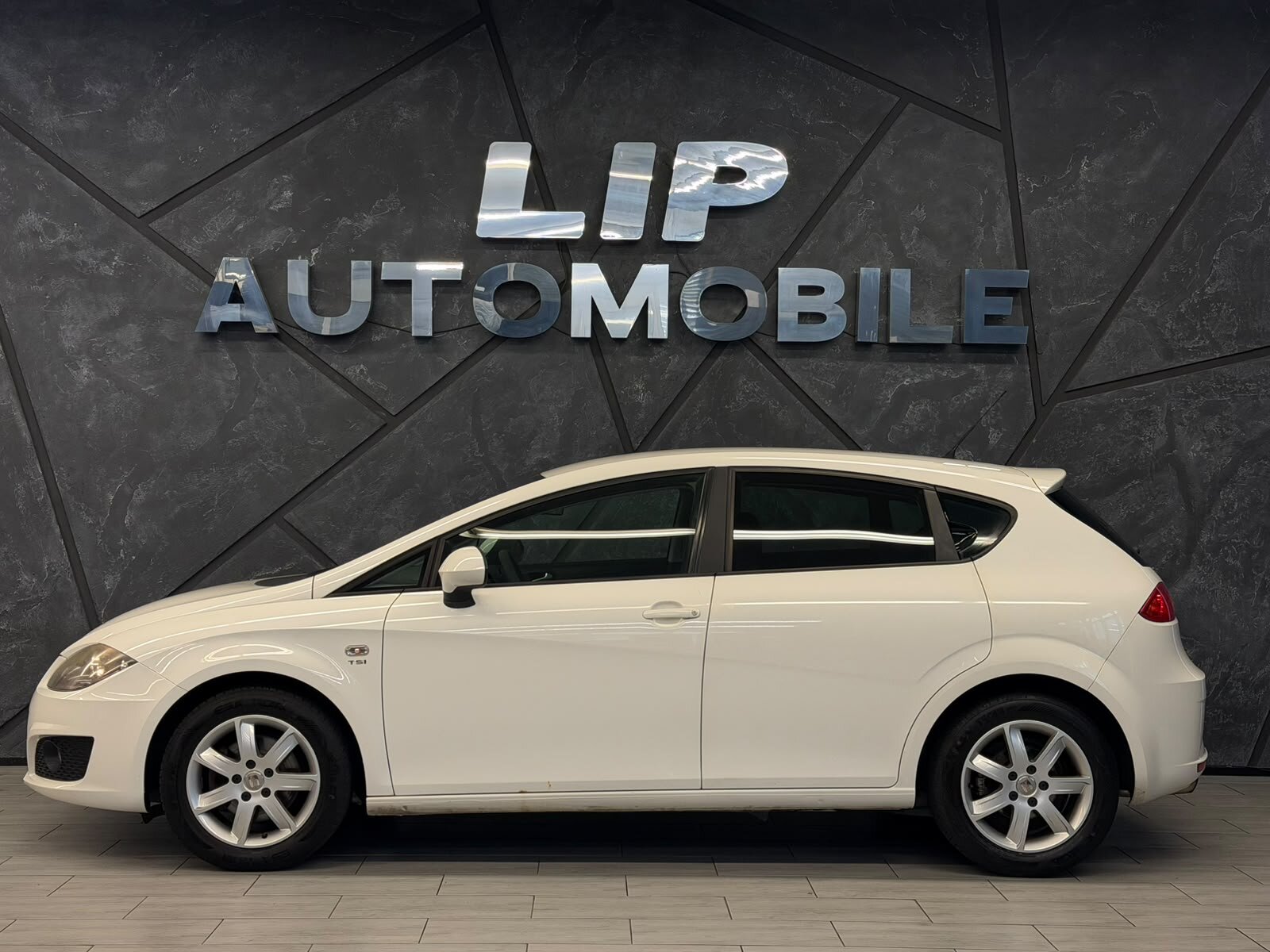 SEAT Leon 1.4 TSI Style, Petrol, Second hand / Used, Manual - 4