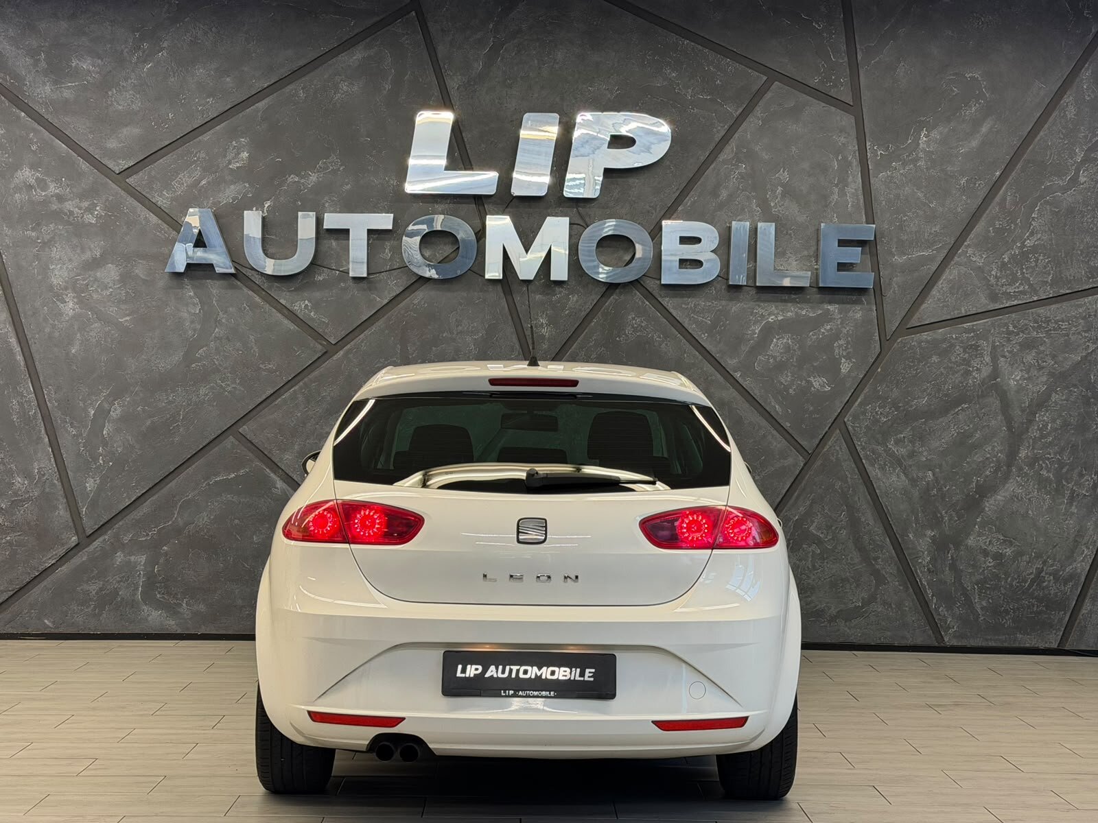 SEAT Leon 1.4 TSI Style, Petrol, Second hand / Used, Manual - 7