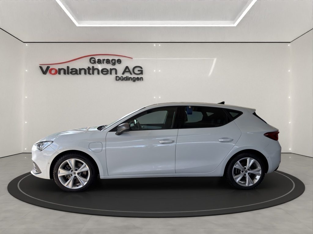 SEAT LEON 1.4 eHybrid Hola FR DSG, Plug-in-Hybrid Petrol/Electric, Second hand / Used, Automatic - 2