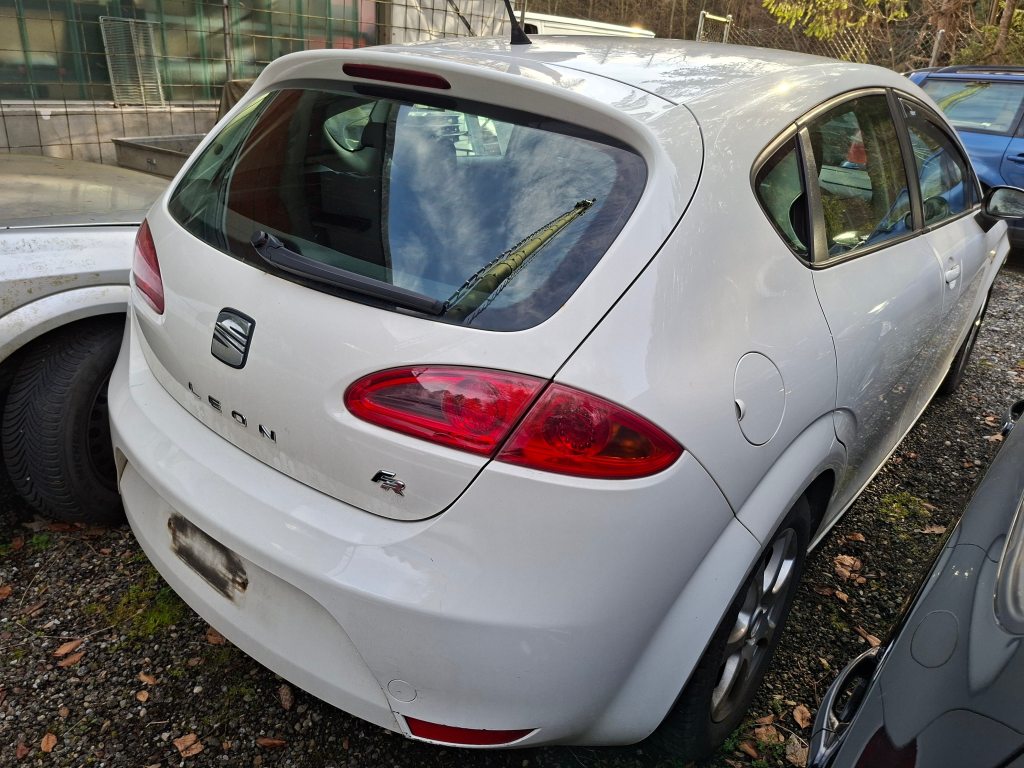 SEAT LEON 2.0 TDI DPF FR, Diesel, Occasioni / Usate, Manuale - 5