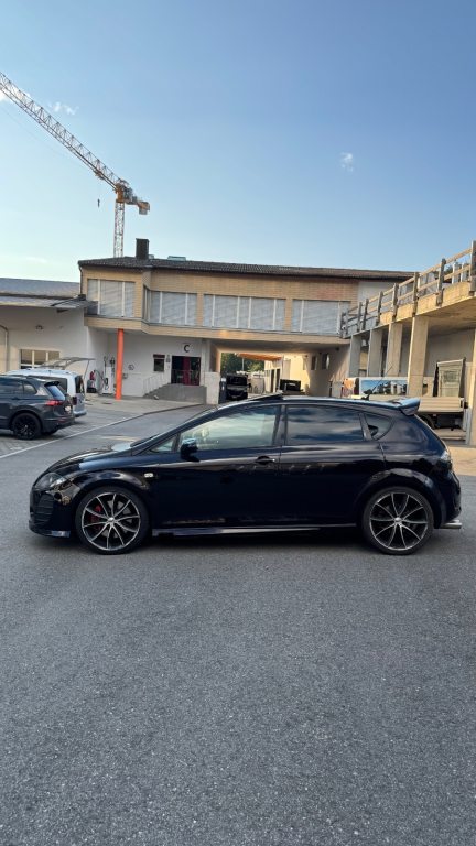 SEAT LEON 2.0 TFSI Cupra, Benzin, Occasion / Gebraucht, Handschaltung - 3