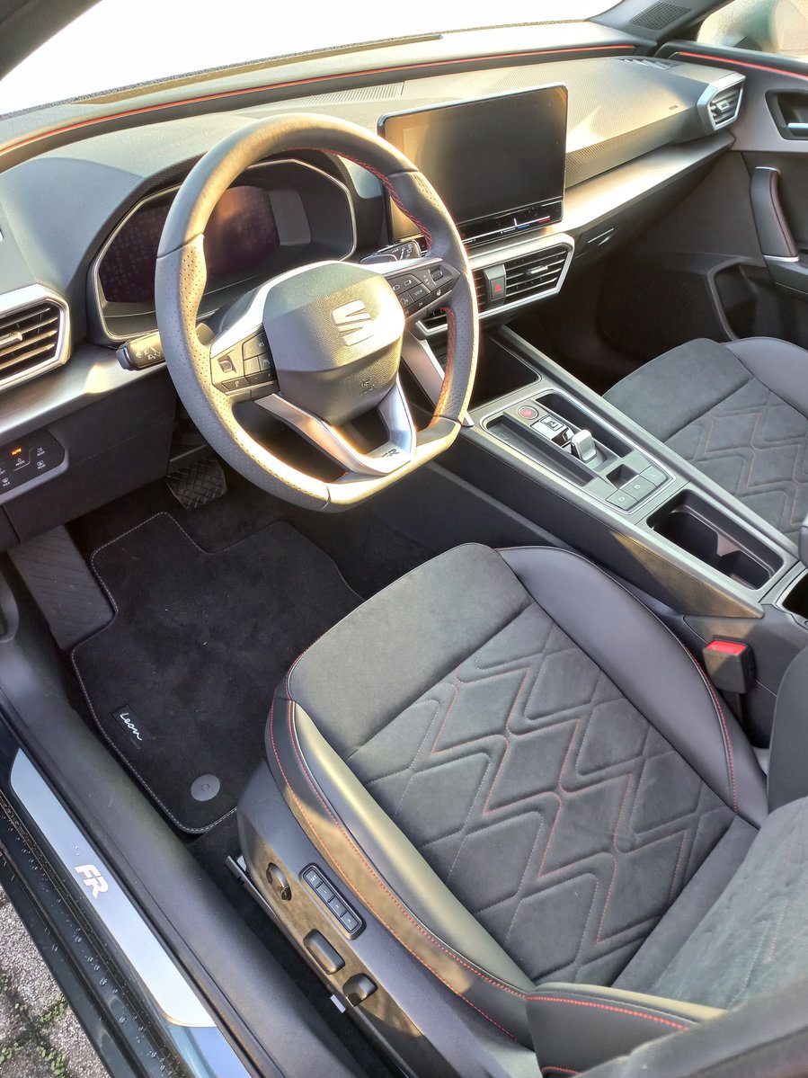 SEAT Leon 1.5 eTSI mHEV DSG Move FR, Mild-Hybrid Benzin/Elektro, Vorführwagen, Automatik - 5