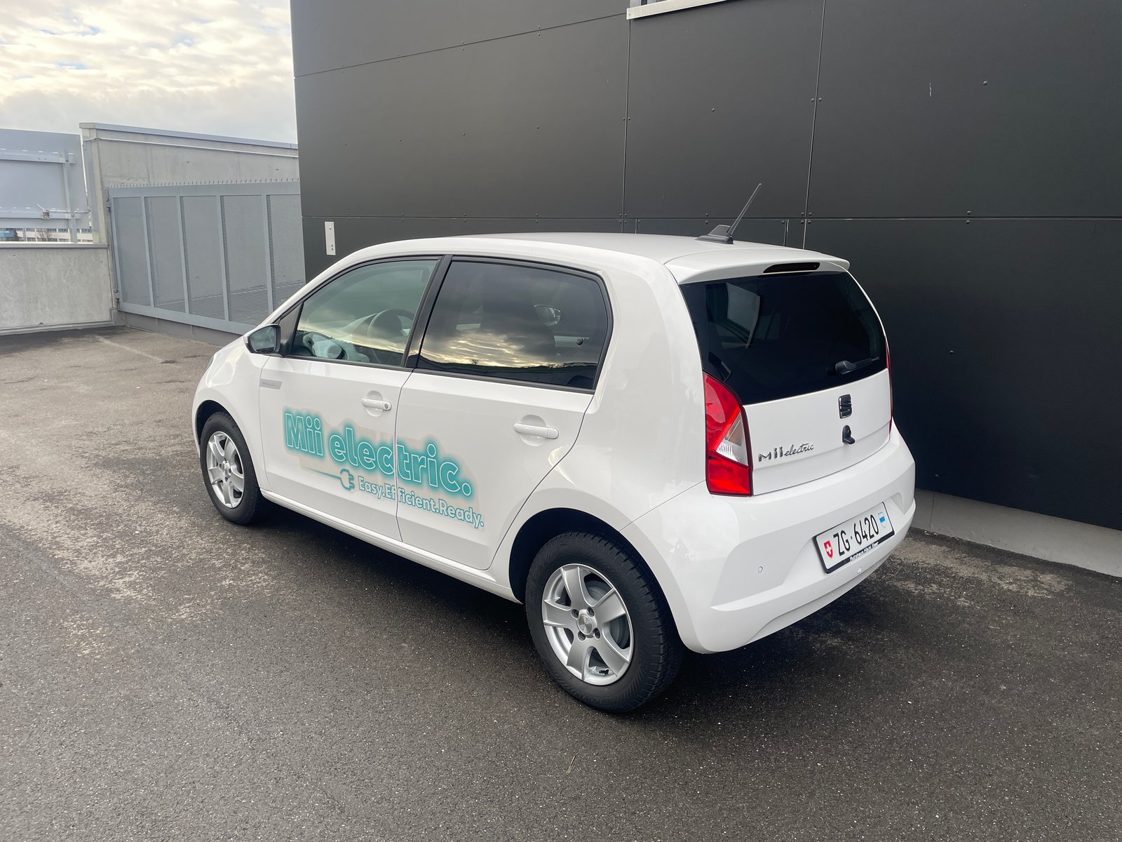 SEAT Mii electric PLUS, Électrique, Occasion / Utilisé, Automatique - 4