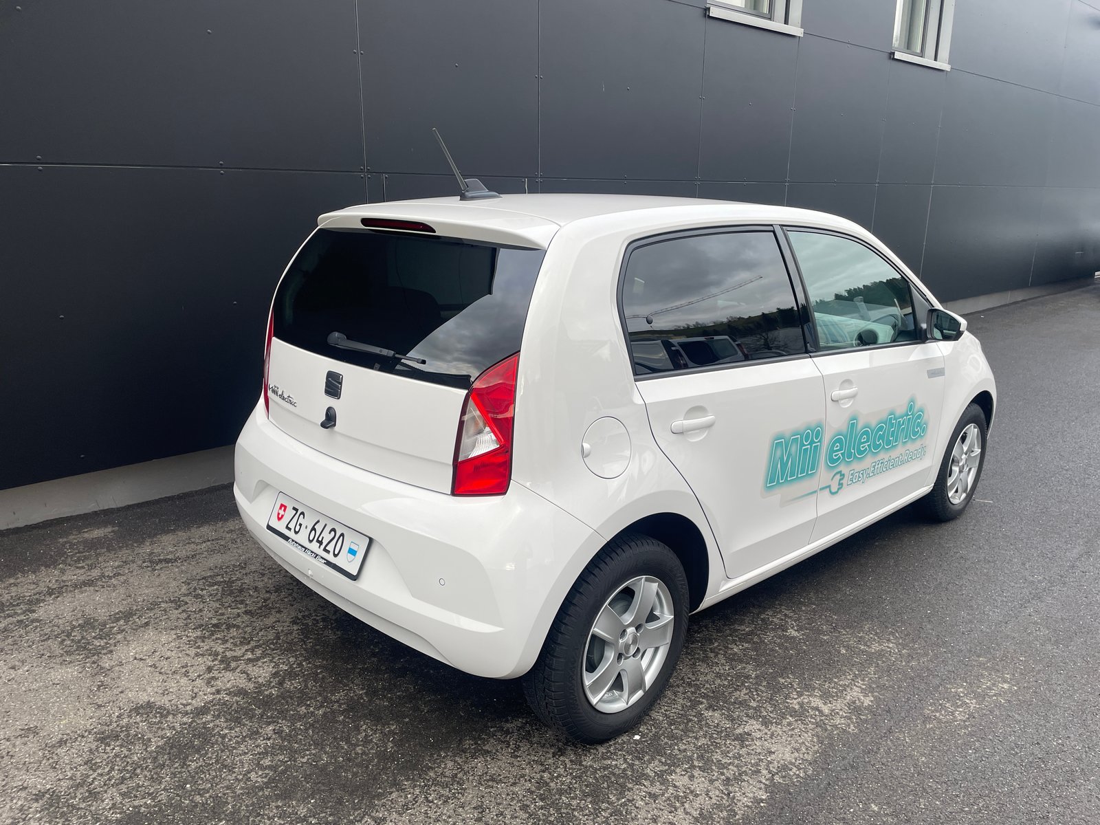 SEAT Mii electric PLUS, Électrique, Occasion / Utilisé, Automatique - 7