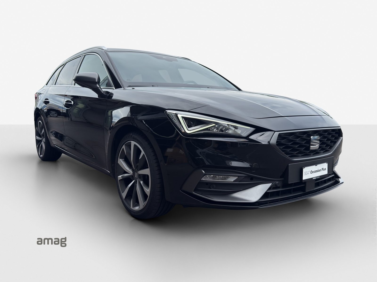 SEAT NEW LEON SPORTSTOURER HOLA FR (netto), Petrol, Second hand / Used, Manual - 6